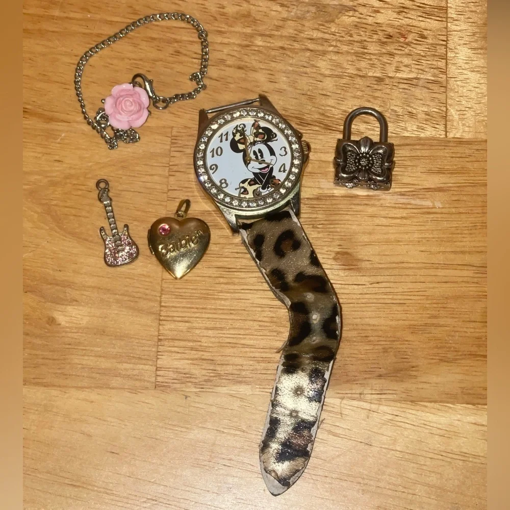 Disney Minnie Mouse Leopard Watch ONLY